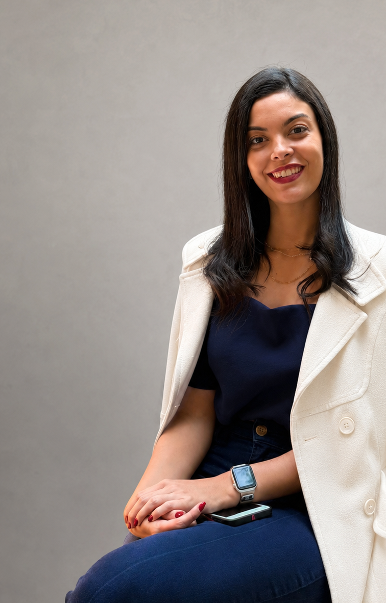 Dra. Karoline Dias — Especialista em Harmonização Facial